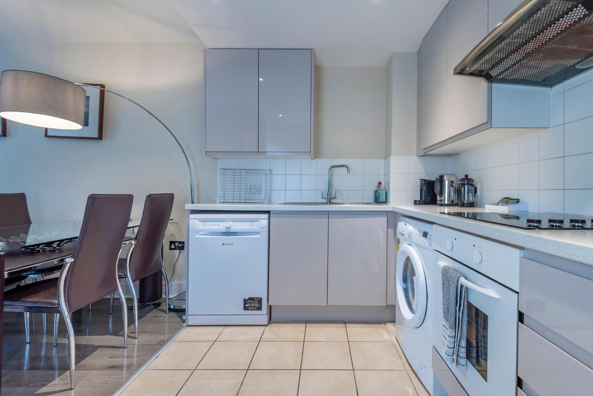 Battersea Power Station Apartment London Exterior foto